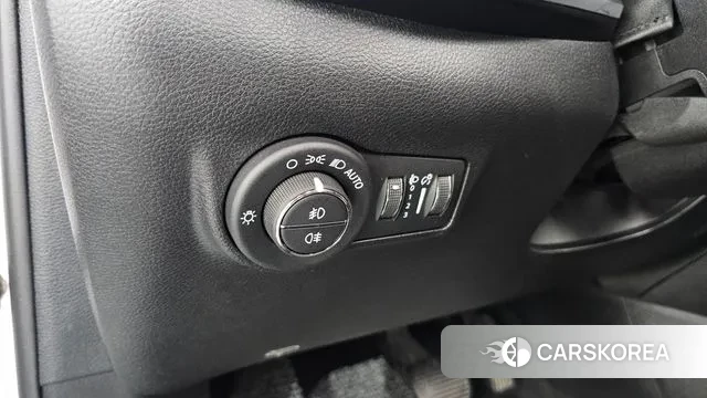 Jeep Compass 2nd Generation 2022 Белый из Кореи, фото 6