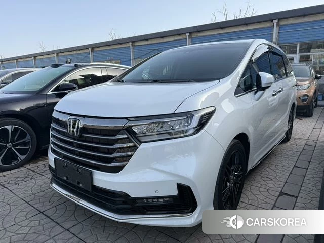 Honda Odyssey 2022 Белый из Китая, фото 6