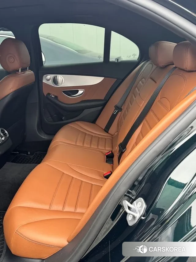 Mercedes-Benz C-Class W205 2019 Зеленый из Кореи, фото 6