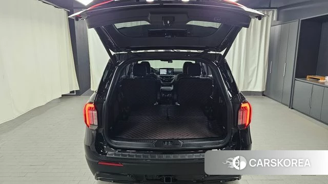 Ford Explorer 6th Generation 2024 Черный из Кореи, фото 6