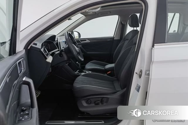 Volkswagen Tiguan L 2023 Белый из Китая, фото 6
