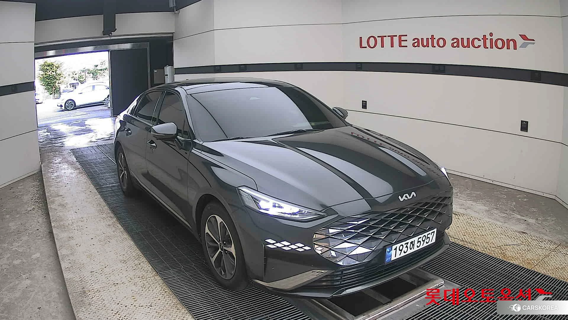Kia K8 Hybrid 2023 Interstellagray из Кореи, фото 6