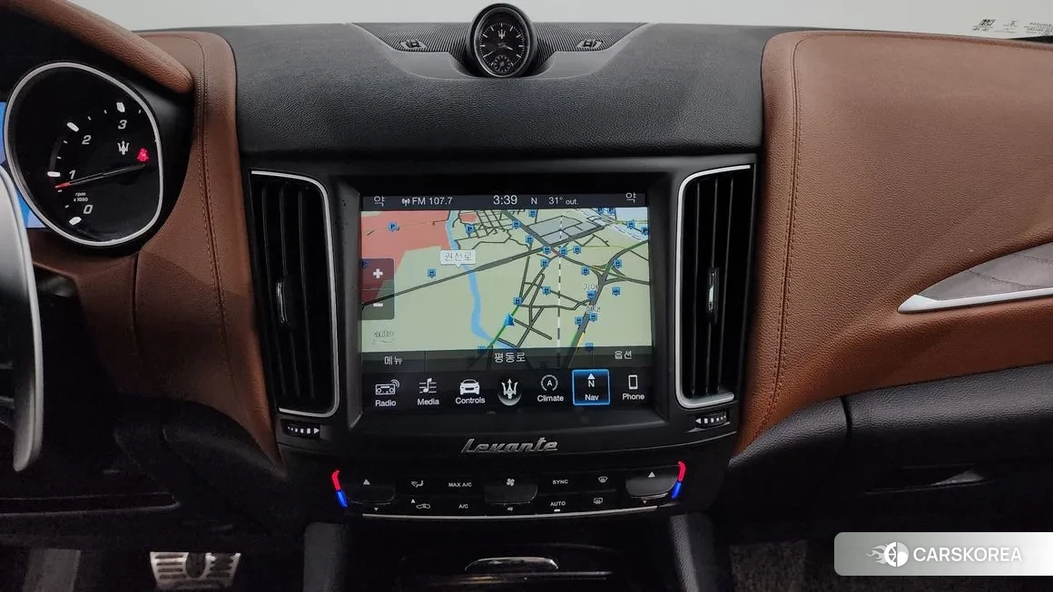 Maserati Levante 2018 Белый из Кореи, фото 6