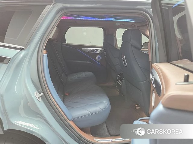 BMW XM (G09) 2025 Цвет галактики из Кореи, фото 6