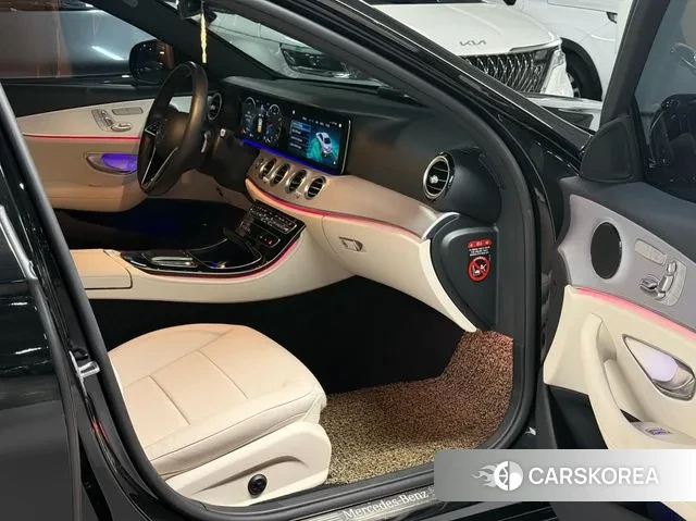 Mercedes-Benz E-Class W213 2021 Черный из Кореи, фото 6