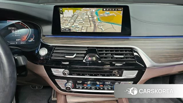 BMW 5 Series (G30) 2020 Белый из Кореи, фото 6