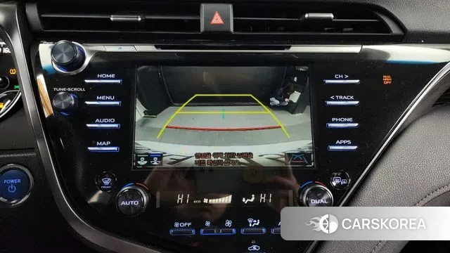 Toyota Camry (XV70) 2019 Серебристо-серый из Кореи, фото 6