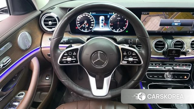 Mercedes-Benz E-Class W213 2018 Белый из Кореи, фото 6