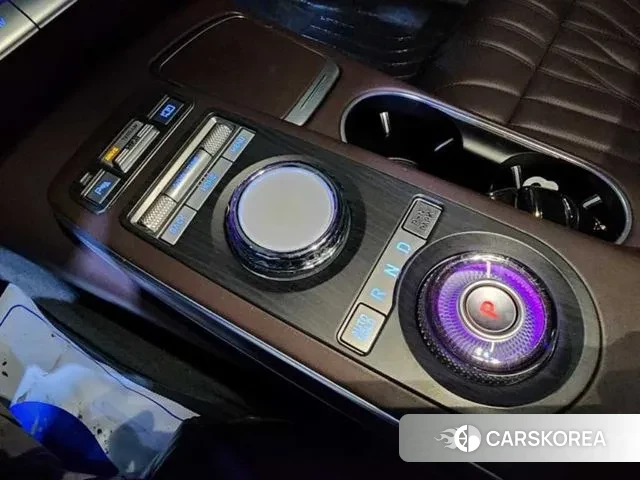 Genesis GV70 2021 Черный из Кореи, фото 6