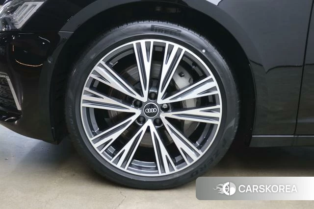 Audi A6L 2023 Черный из Китая, фото 6