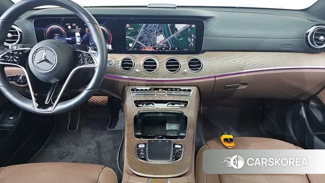 Mercedes-Benz E-Class W213 2022 Белый из Кореи, фото 6