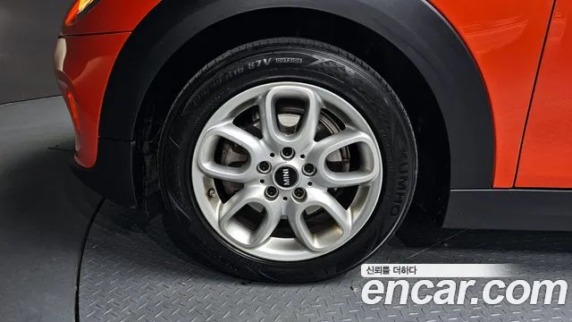 Mini Cooper Convertible id 2687712 из Кореи 6