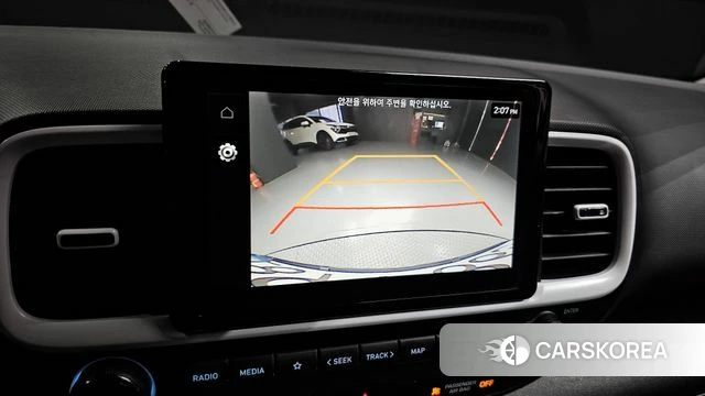 Hyundai Venue 2023 Белый из Кореи, фото 6