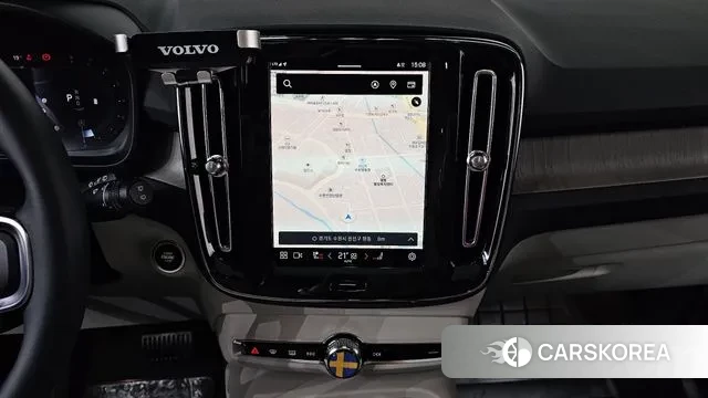 Volvo XC40 2024 Черный из Кореи, фото 6