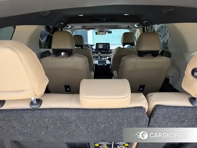 Toyota Sienna 4th Generation 2024 Белый из Кореи, фото 6