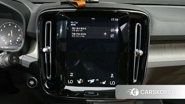 Volvo XC40 2022 Белый из Кореи, фото 6