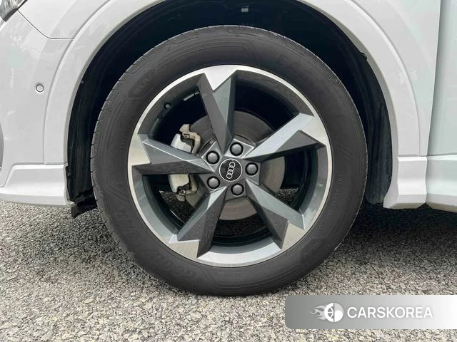 Audi Q3 2022 Белый из Китая, фото 6