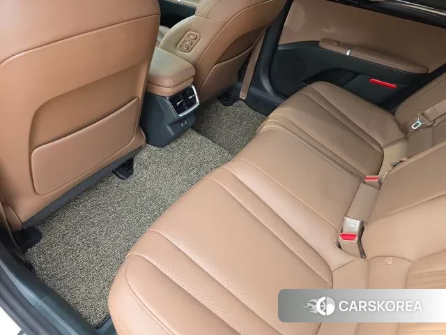 Hyundai Grandeur Hybrid (GN7) 2023 Белый из Кореи, фото 6