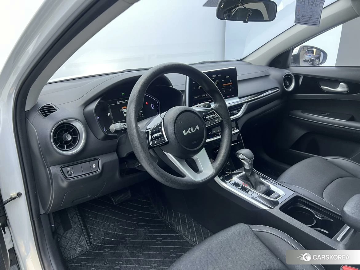 Kia K3 2021 Белый из Китая, фото 6