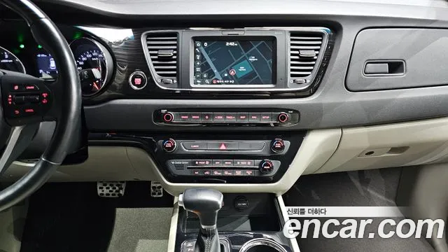 Kia The New Carnival id 2393746 из Кореи 6