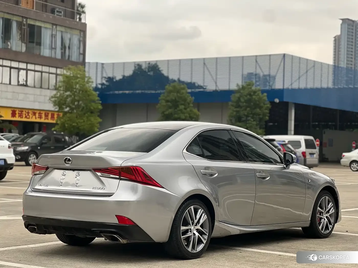Lexus IS id 4600917 из Китая 7