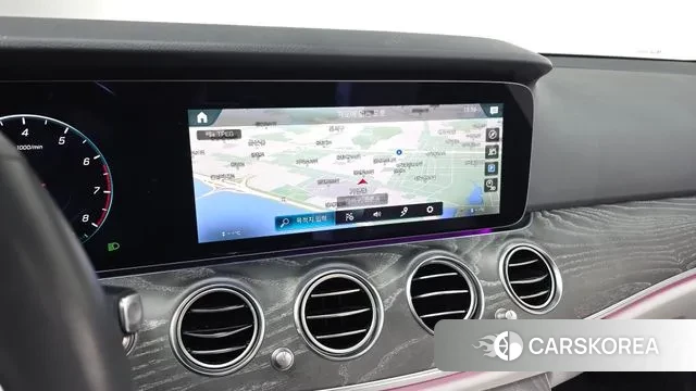 Mercedes-Benz E-Class W213 2022 Белый из Кореи, фото 6