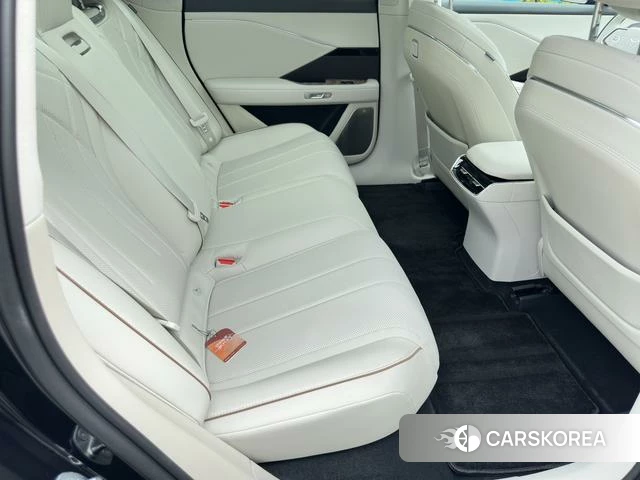 Toyota Platinum Wisdom 7 2026 Черный из Китая, фото 6