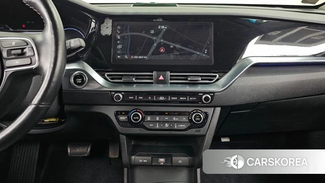 Kia Niro Plus 2022 Белый из Кореи, фото 6