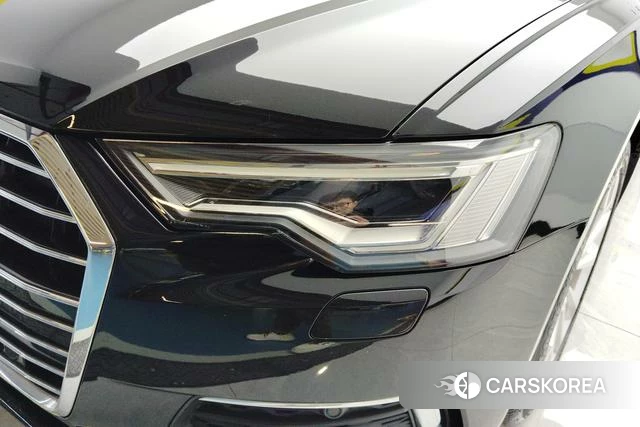 Audi A6L 2021 Черный из Китая, фото 6