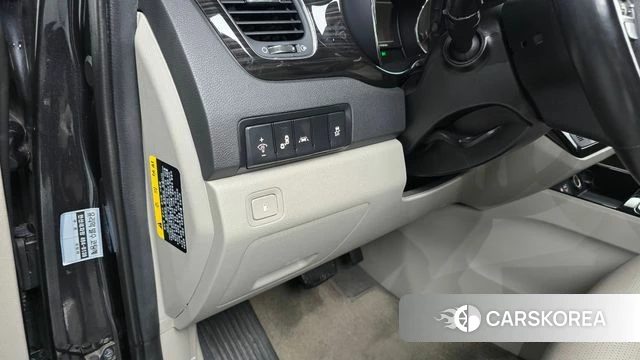 Kia The New Carnival 2019 Серый из Кореи, фото 6