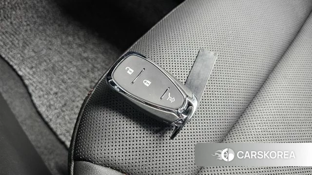 Chevrolet (GM Daewoo) Trax Crossover 2023 Черный из Кореи, фото 6