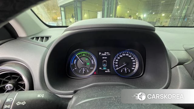 Hyundai The New Kona Hybrid 2022 Серебристо-серый из Кореи, фото 6