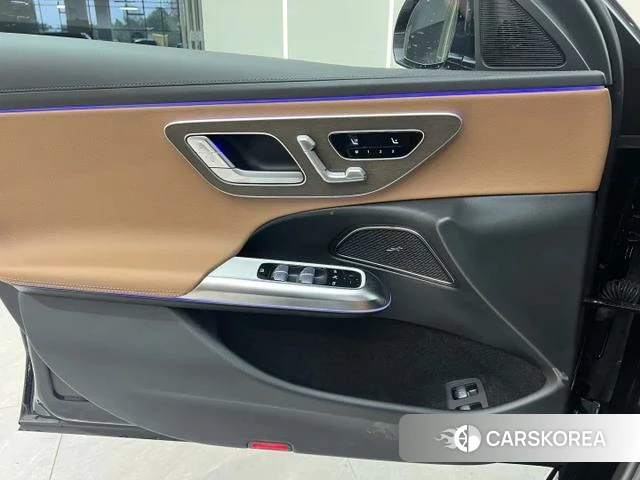 Mercedes-Benz E-class PHEV 2024 Черный из Китая, фото 6