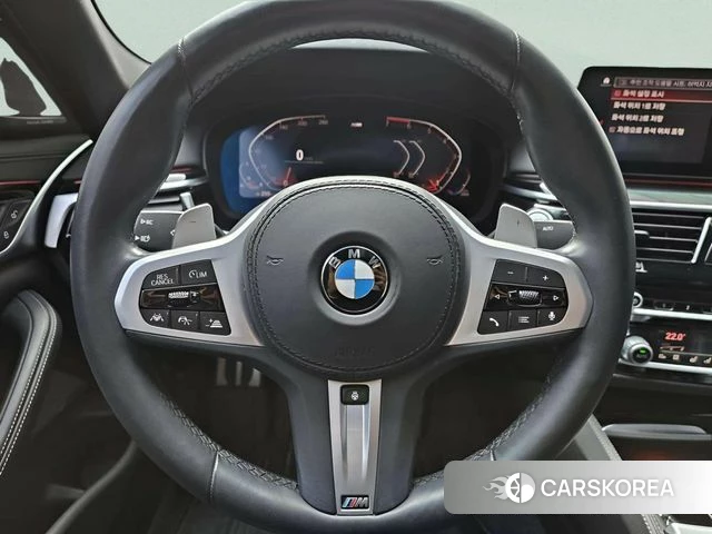 BMW 5 Series (G30) 2020 Белый из Кореи, фото 6