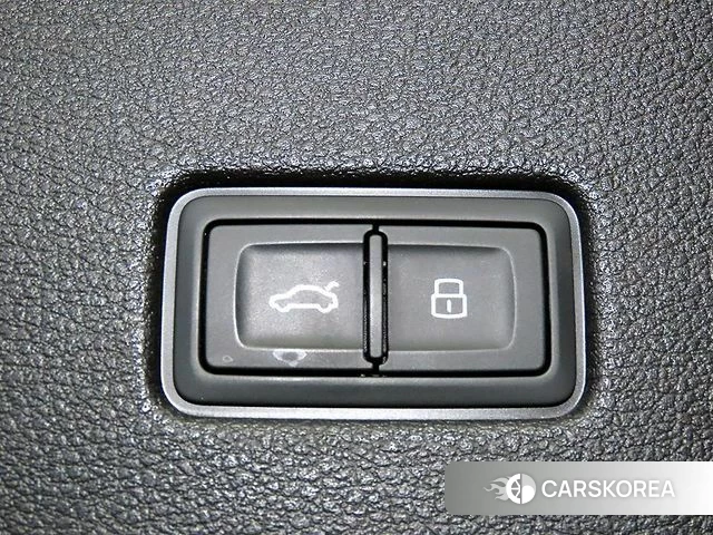 Audi Q8 (4M) 2021 Серый из Кореи, фото 6
