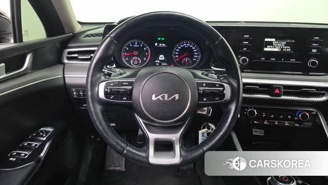 Kia K5 3rd generation 2023 Черный из Кореи, фото 6
