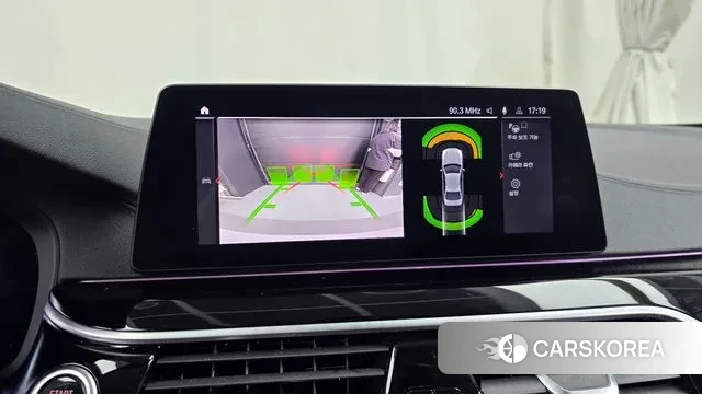 BMW 5 Series (G30) 2020 Белый из Кореи, фото 6