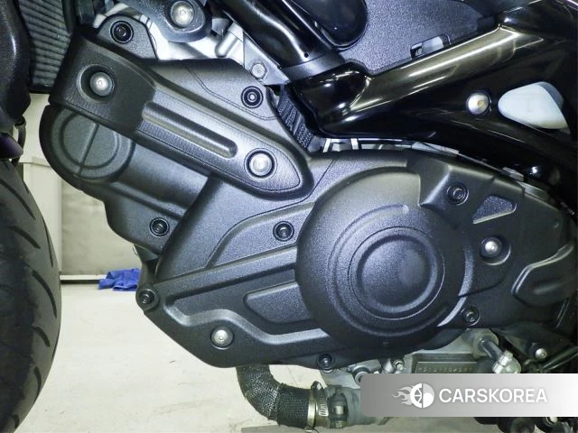 Suzuki GLADIUS 400 id 3947119 из Японии 6