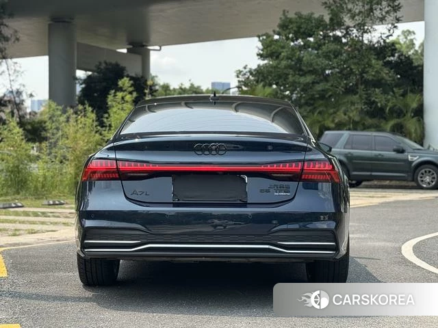 Audi A7L 2022 Синий из Китая, фото 6