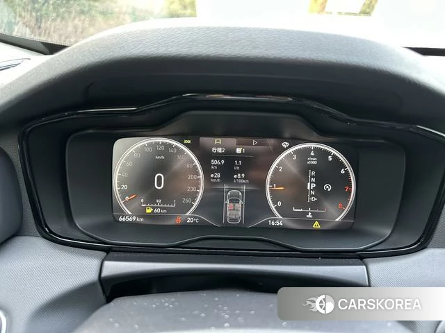 Lynk 01 2020 Белый из Китая, фото 6