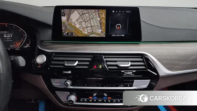 BMW 5 Series (G30) 2019 Черный из Кореи, фото 6