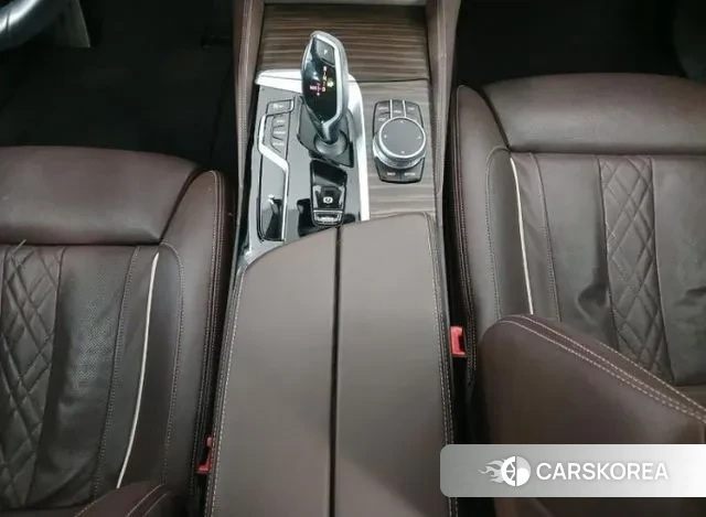 BMW 5 Series (G30) 2021 Черный из Кореи, фото 6