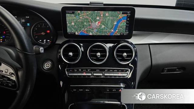 Mercedes-Benz C-Class W205 2019 Белый из Кореи, фото 6