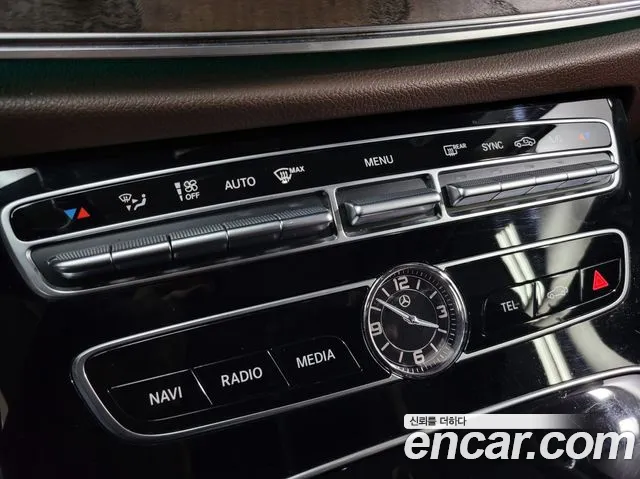 Mercedes-Benz E-Class W213 2019 Серебряный из Кореи, фото 6