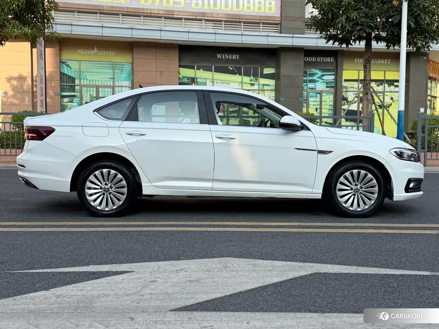 Volkswagen Lavida 2021 Белый из Китая, фото 6