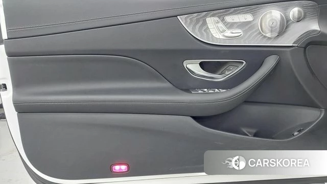 Mercedes-Benz E-Class W213 2023 Белый из Кореи, фото 6