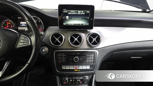 Mercedes-Benz GLA-Class X156 2019 Черный из Кореи, фото 6