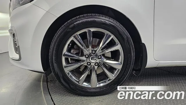 Kia The New Carnival 2019 Белый из Кореи, фото 6