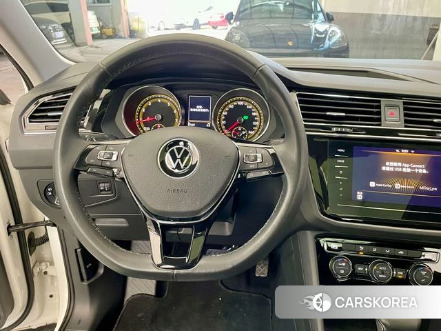 Volkswagen Tiguan L 2021 Белый из Китая, фото 6