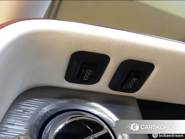 Rolls-Royce Phantom 2023 Черный двухцветный из Кореи, фото 6